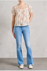 the weekender fray flare in satisfy your cravings