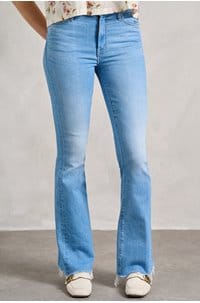 the weekender fray flare in satisfy your cravings