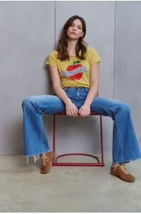 the lil sinful tee in mother apple