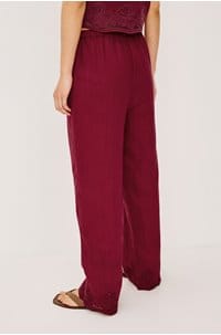 emmie trouser in berry hibiscus embroidery