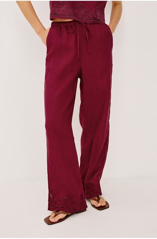 emmie trouser in berry hibiscus embroidery