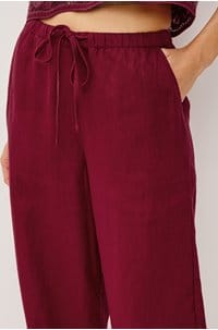 emmie trouser in berry hibiscus embroidery