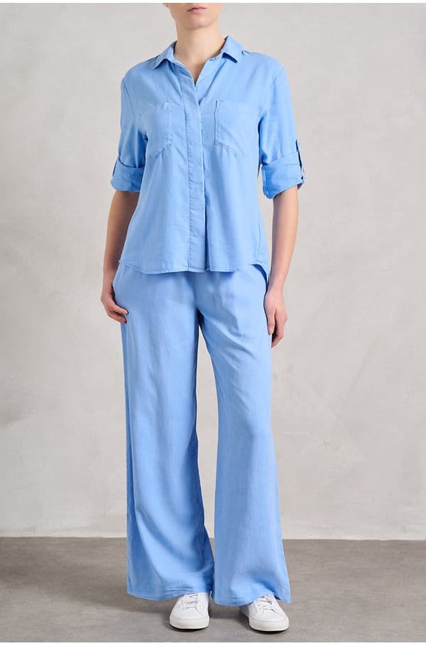 split back button down shirt in tidal blue