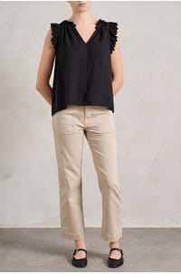 quincy ankle straight trouser in warm sand