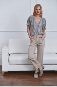 quincy ankle straight trouser in warm sand