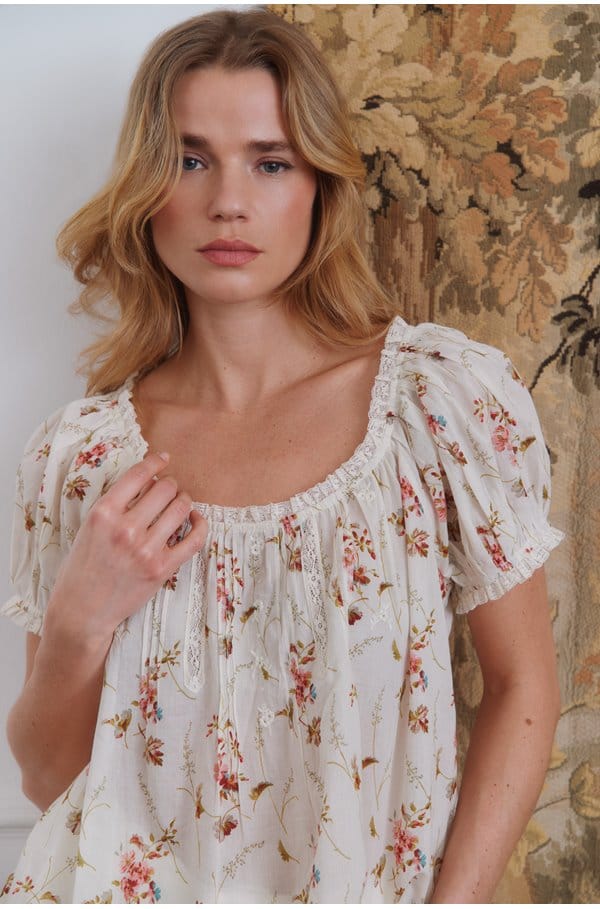 frederica top in blanc prairie rose