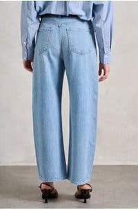 arellia ankle barrel leg jean in fauve