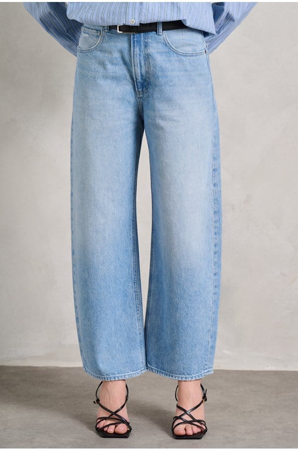 arellia ankle barrel leg jean in fauve