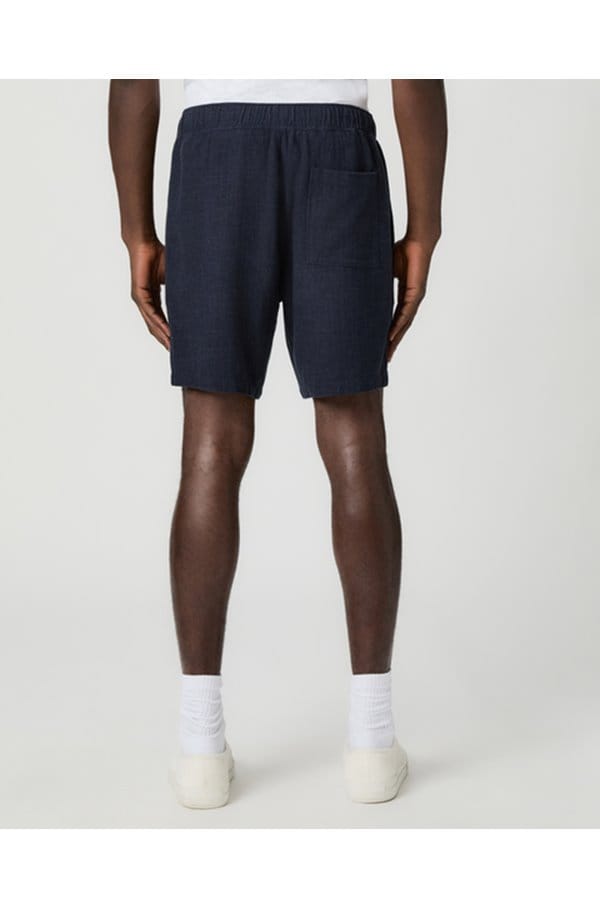 elijah short in deep anchor