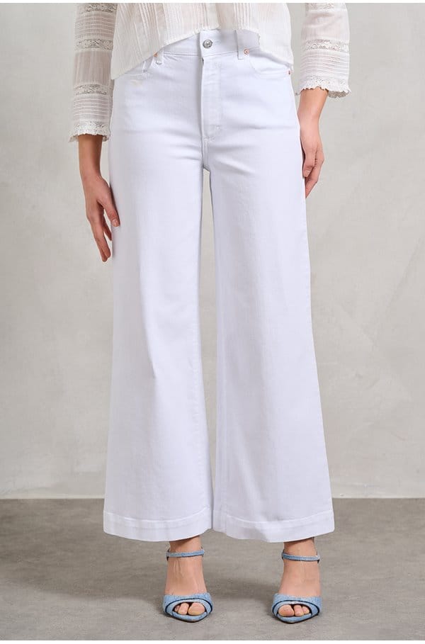 anessa wide jean in crisp white