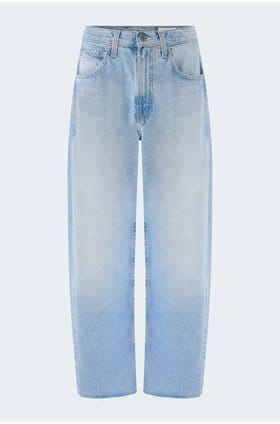 Hattie Crop Barrel Jean in Gesture