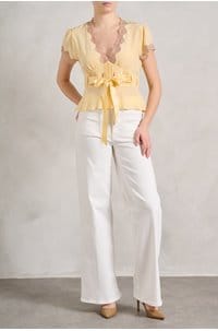 daniela top in butter yellow