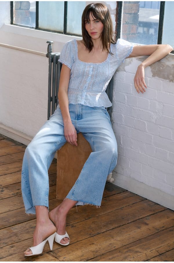 sandi top in powder blue