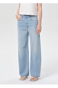 the low curve jean in memory