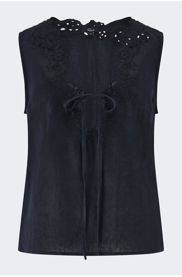cornelia top in black