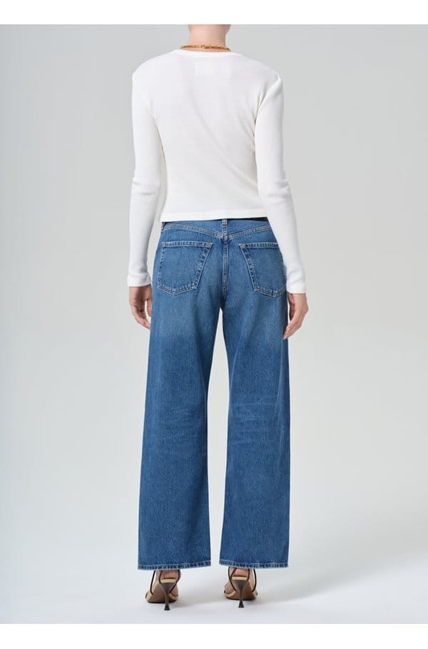 lindz easy straight jean in chaya
