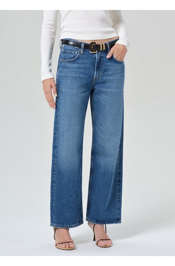 lindz easy straight jean in chaya
