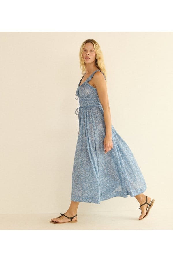 emmaretta dress in blue garden bloom
