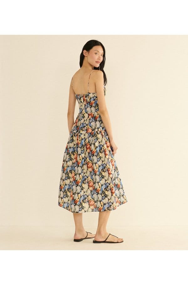 benoit dress in jardin de villandry