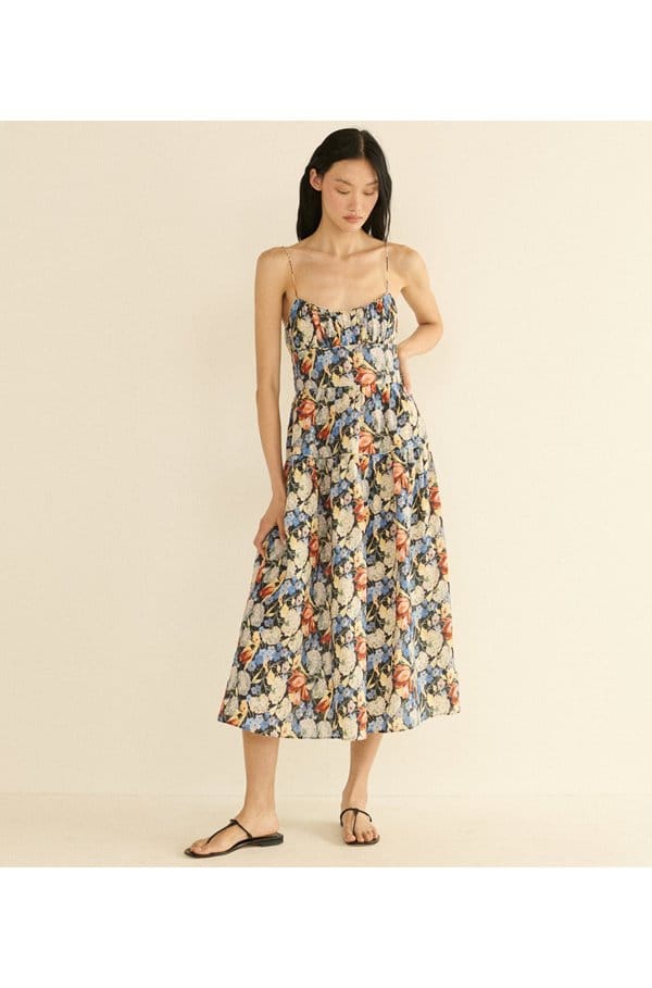benoit dress in jardin de villandry