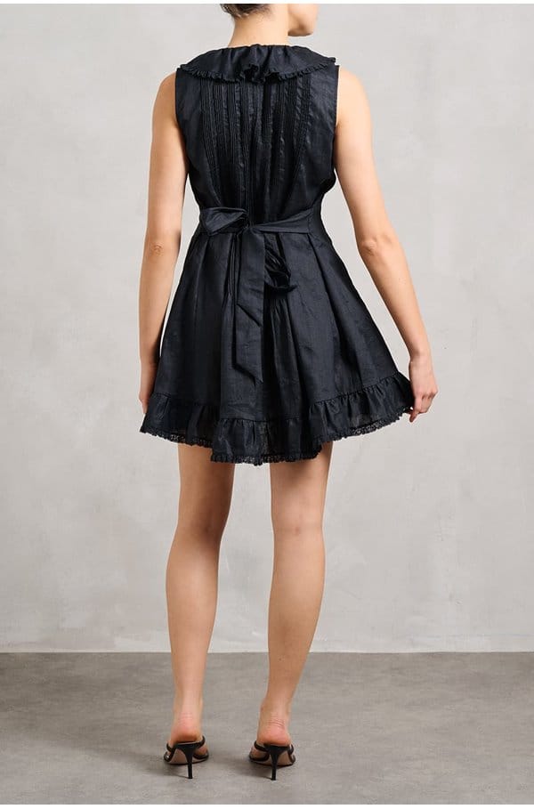 henrietta dress in black