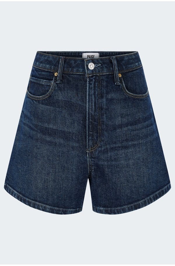 dani short in visage