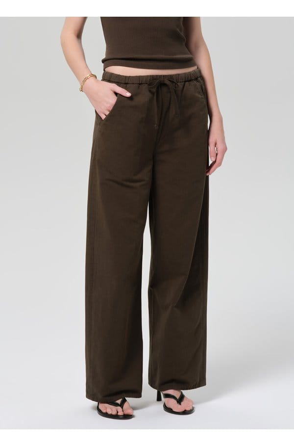 aurora pull on pant in moss