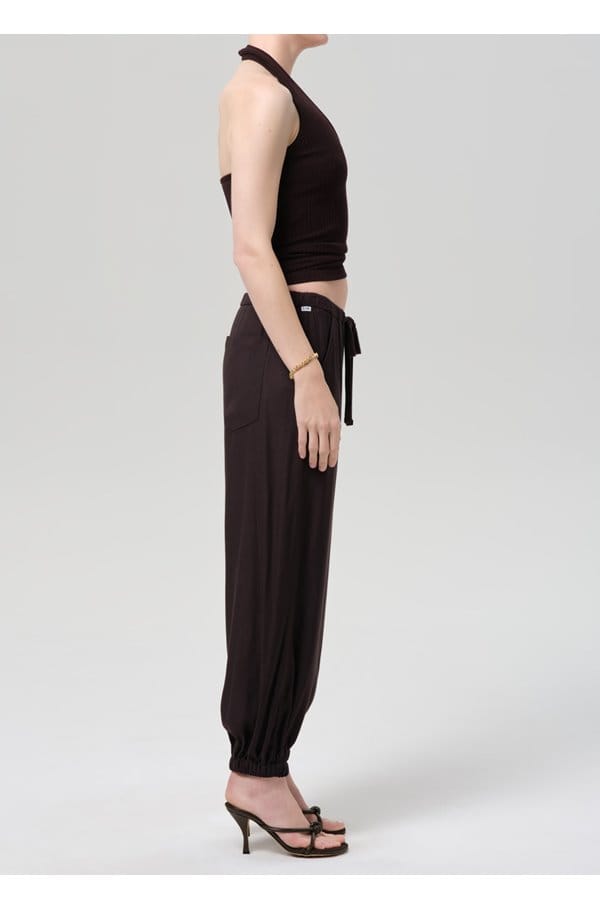 bubble pull on pant in brown