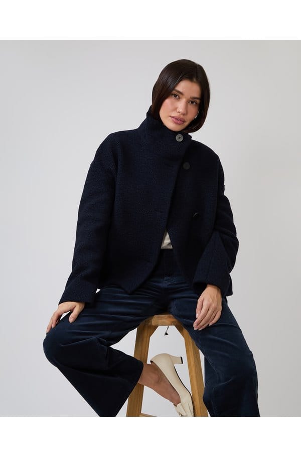 cropped funnel neck in navy boucle