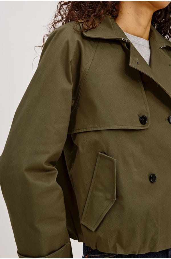 jett jacket in olive