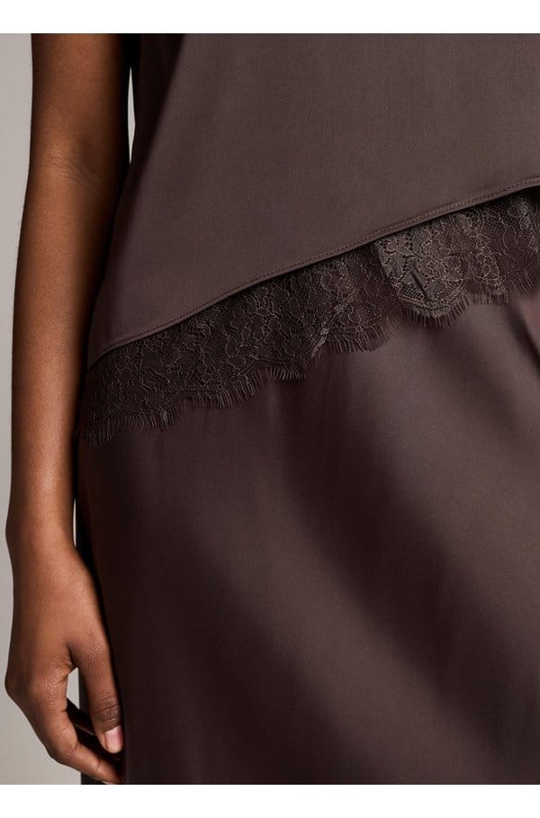asymmetric lace trim shell in iron