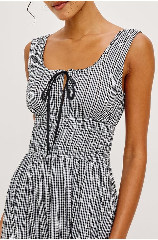 jodie dress in black gingham