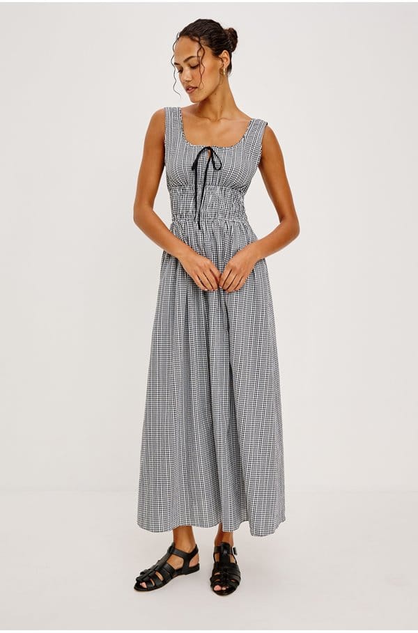 jodie dress in black gingham