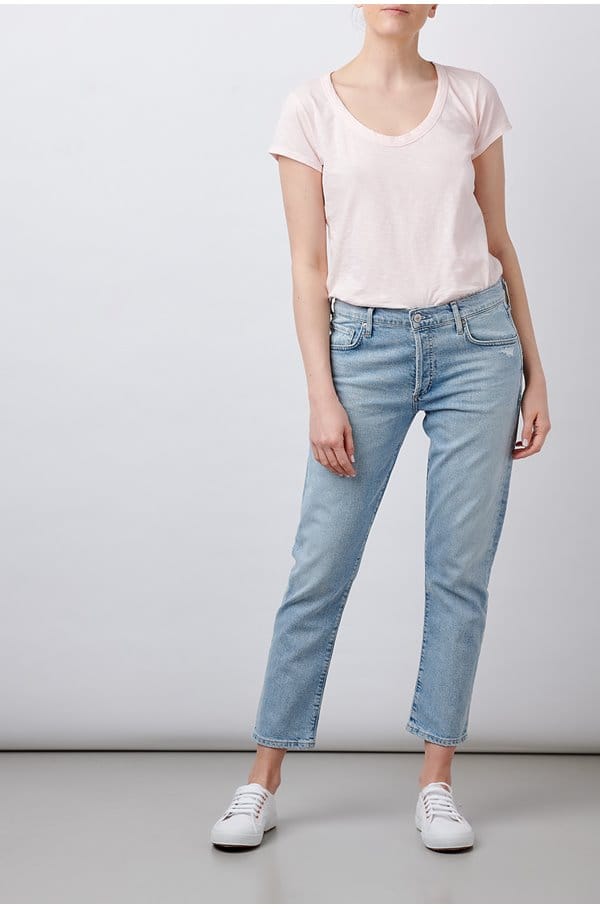 katie scoop neck tee in rosetta