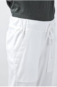 pocket jogger in white
