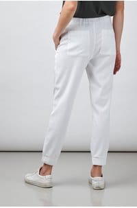 pocket jogger in white
