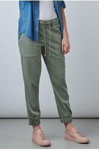 pocket jogger in soft army