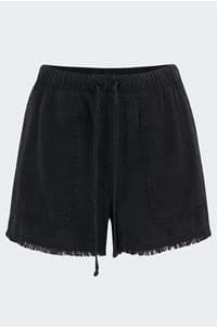 frayed hem pocket short in black