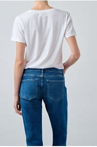 susan t-shirt in white