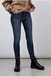 good legs jean in blue 004