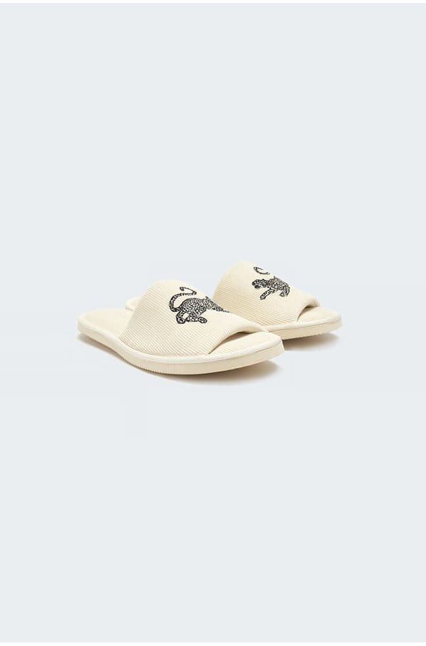 jaguar print sliders in cream