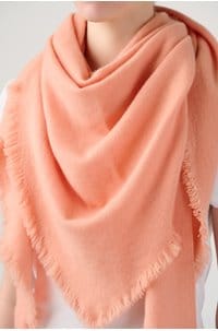triangle scarf in corail