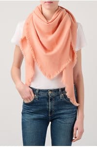 triangle scarf in corail