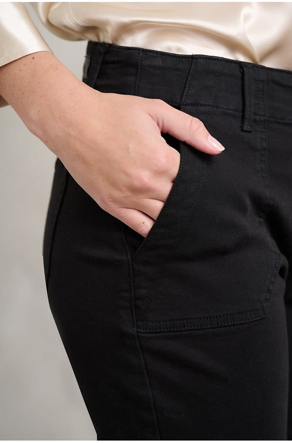 mayslie straight ankle in black