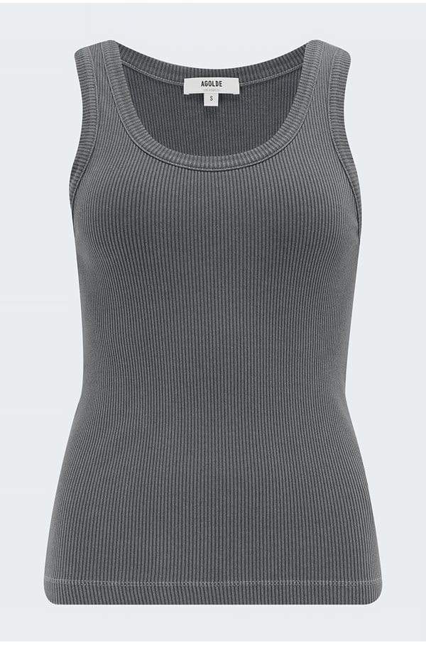 poppy tank in gravity