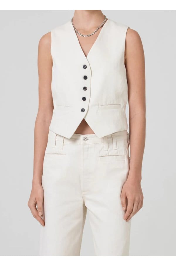sierra vest in marzipan