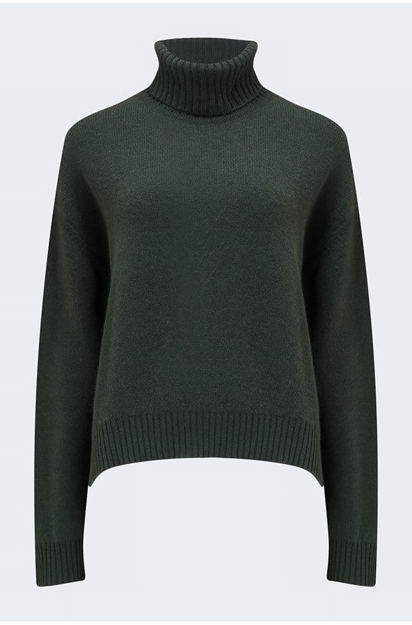 oversized roll collar in khaki