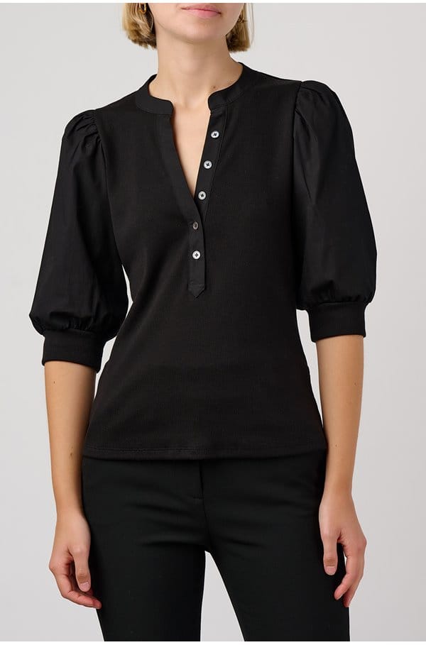 coralee top in black