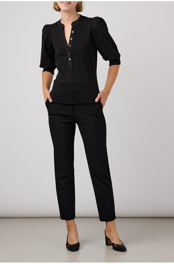 coralee top in black