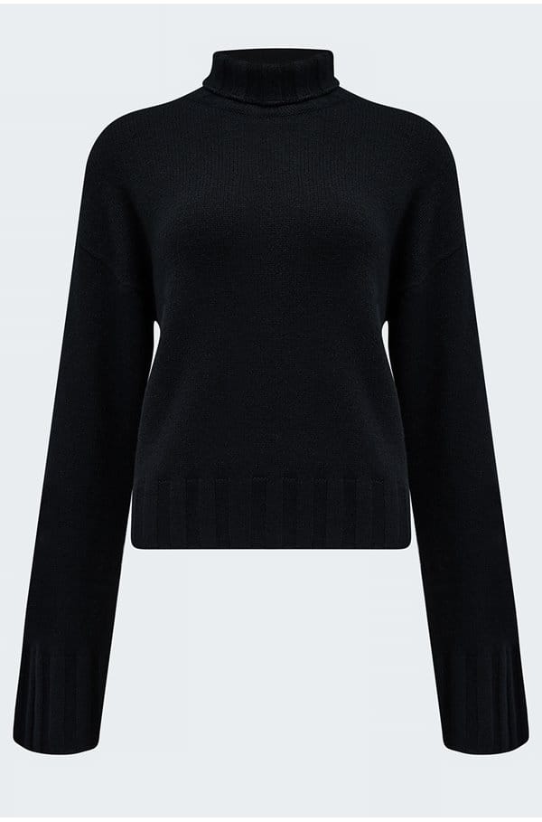 rib trim turtleneck in black